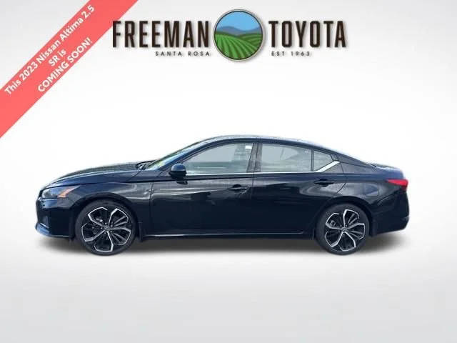 2023 Nissan Altima 2.5 SR FWD photo