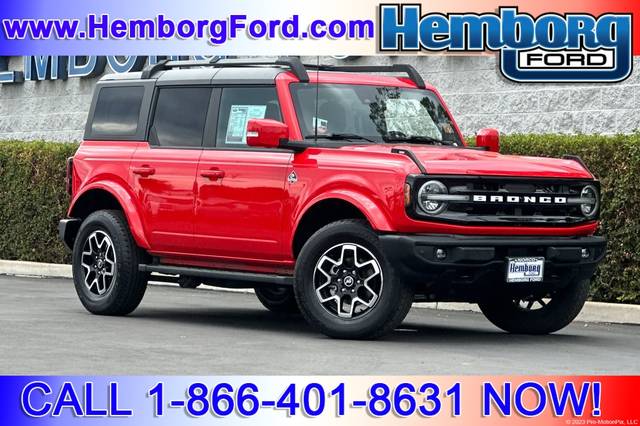 2023 Ford Bronco 4 Door Outer Banks 4WD photo