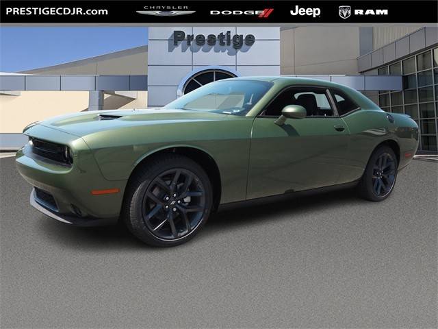 2023 Dodge Challenger SXT RWD photo