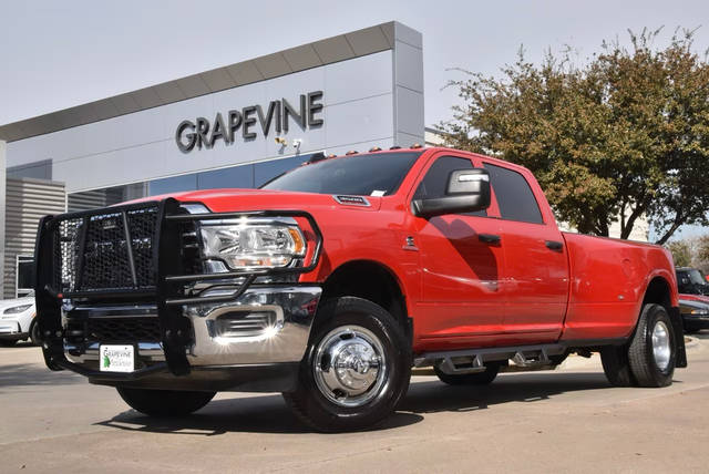 2023 Ram 3500 Tradesman 4WD photo