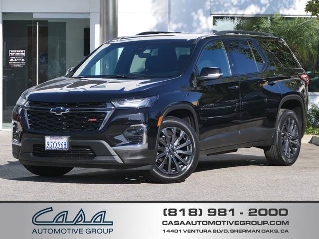 2023 Chevrolet Traverse RS FWD photo