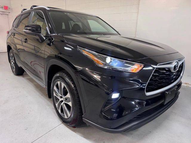 2023 Toyota Highlander XLE AWD photo