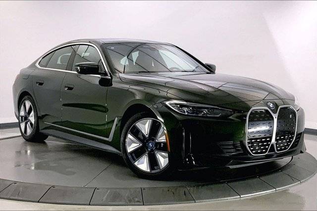 2023 BMW i4 eDrive40 RWD photo