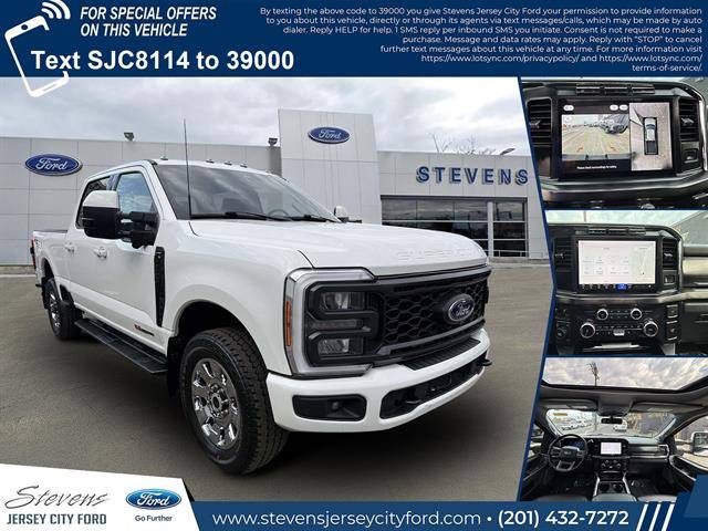 2023 Ford F-250 Super Duty LARIAT 4WD photo