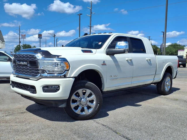 2023 Ram 2500 Limited 4WD photo