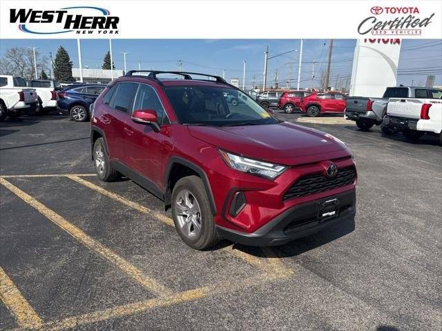 2023 Toyota RAV4 XLE AWD photo