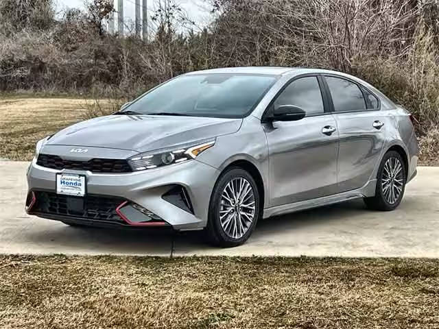 2023 Kia Forte GT-Line FWD photo