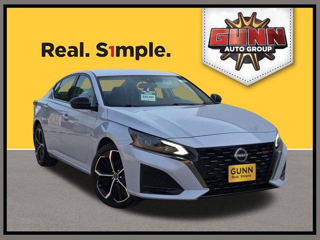 2023 Nissan Altima 2.5 SR FWD photo