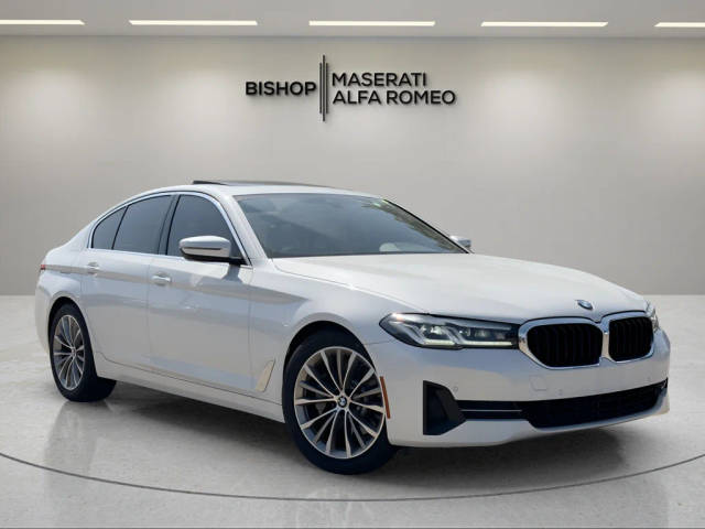 2023 BMW 5 Series 530i RWD photo