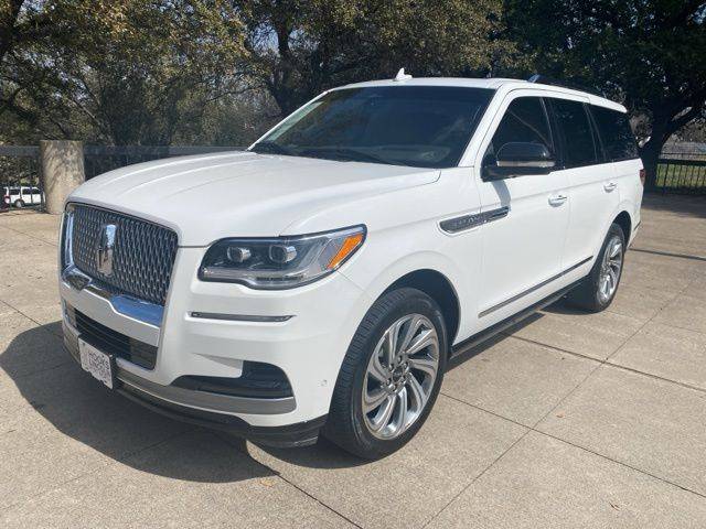 2023 Lincoln Navigator Reserve 4WD photo