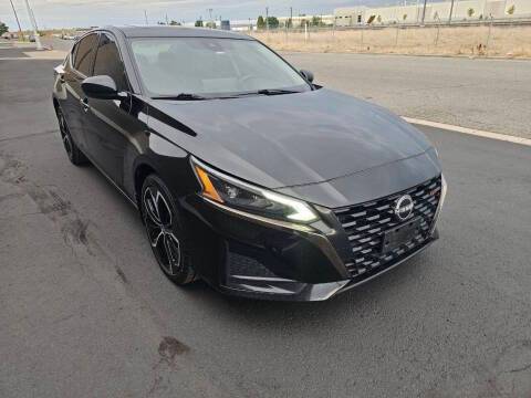 2023 Nissan Altima 2.5 SR AWD photo