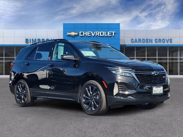 2023 Chevrolet Equinox RS FWD photo