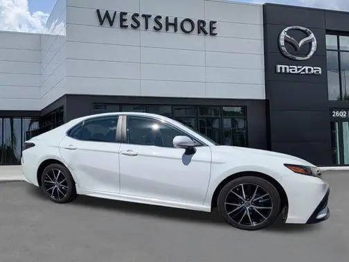 2023 Toyota Camry SE FWD photo