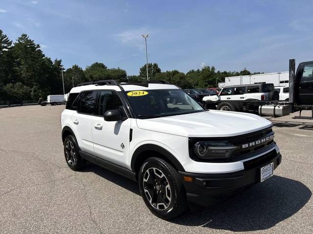 2023 Ford Bronco Sport Outer Banks 4WD photo