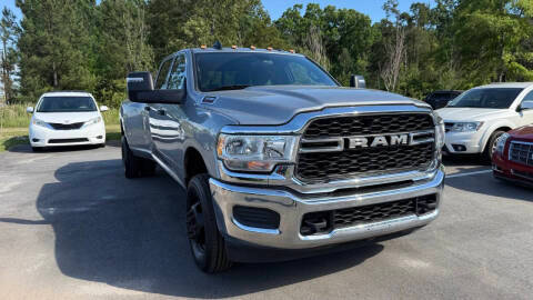 2023 Ram 3500 Tradesman 4WD photo