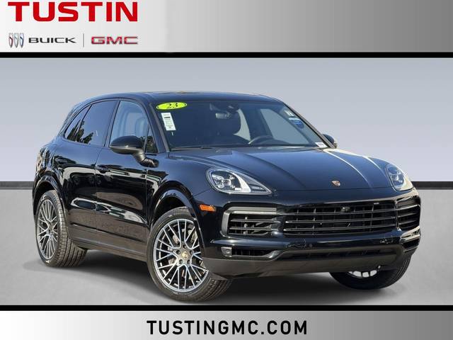 2023 Porsche Cayenne AWD photo