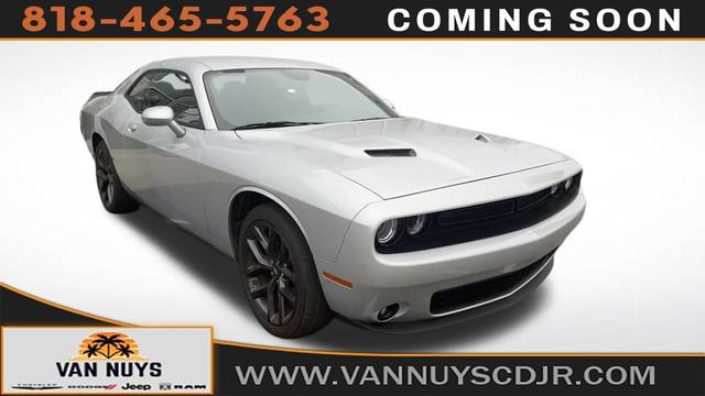 2023 Dodge Challenger SXT RWD photo