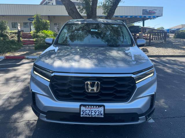 2023 Honda Pilot EX-L 7 Passenger AWD photo