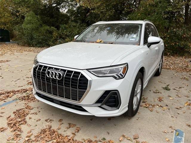 2023 Audi Q3 S line Premium AWD photo