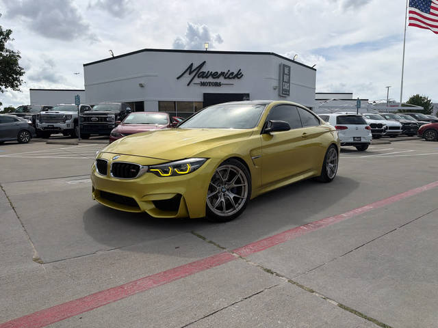 2015 BMW M4  RWD photo