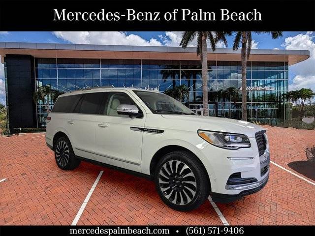 2023 Lincoln Navigator Black Label 4WD photo