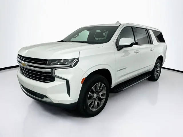 2023 Chevrolet Suburban LT RWD photo