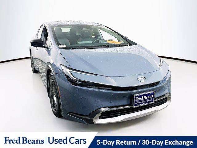 2023 Toyota Prius Prime SE FWD photo