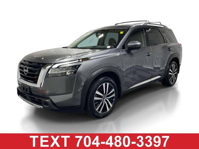 2023 Nissan Pathfinder Platinum 4WD photo