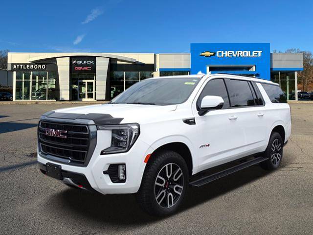 2022 GMC Yukon XL AT4 4WD photo