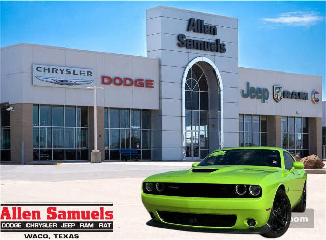 2023 Dodge Challenger R/T Scat Pack RWD photo
