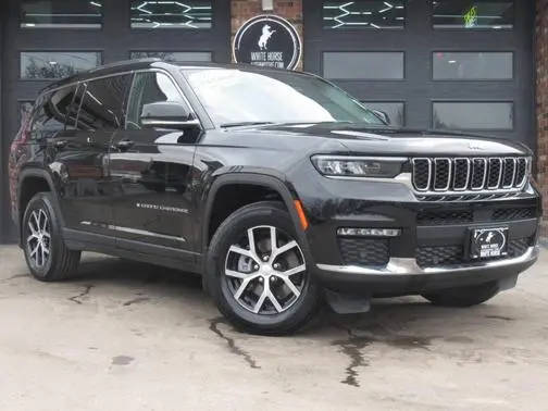 2023 Jeep Grand Cherokee L Limited 4WD photo