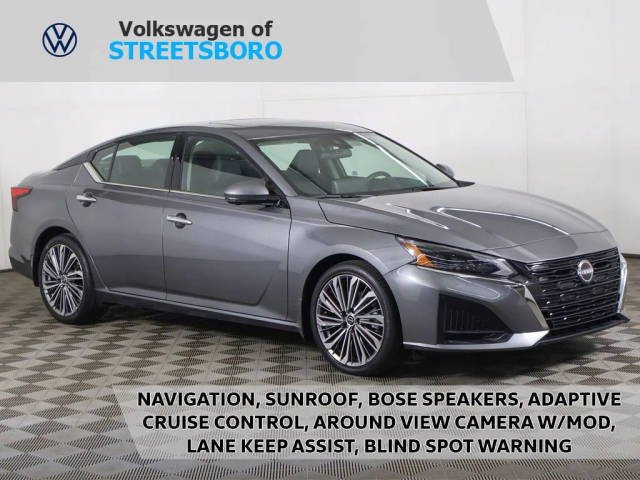 2023 Nissan Altima 2.5 SL FWD photo