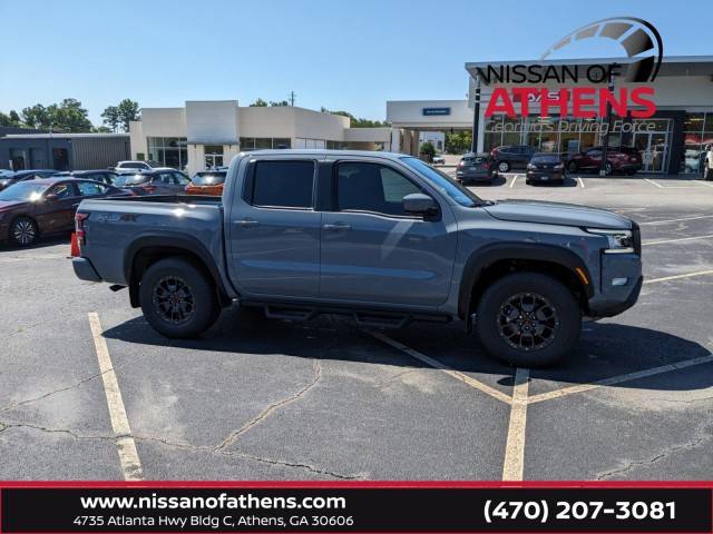 2023 Nissan Frontier PRO-4X 4WD photo