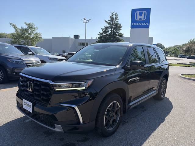 2023 Honda Pilot EX-L 7 Passenger AWD photo
