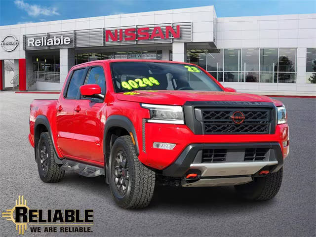 2023 Nissan Frontier PRO-4X 4WD photo