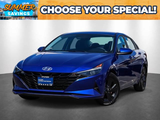 2023 Hyundai Elantra SEL FWD photo
