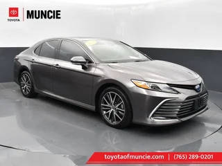 2023 Toyota Camry Hybrid XLE FWD photo