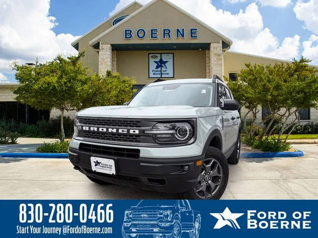 2023 Ford Bronco Sport Badlands 4WD photo