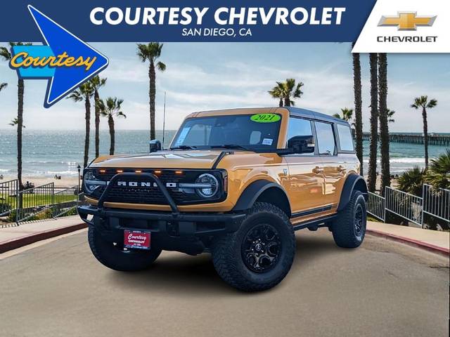 2021 Ford Bronco 4 Door First Edition 4WD photo