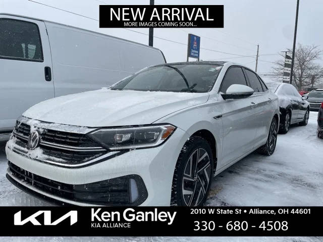 2023 Volkswagen Jetta SEL FWD photo