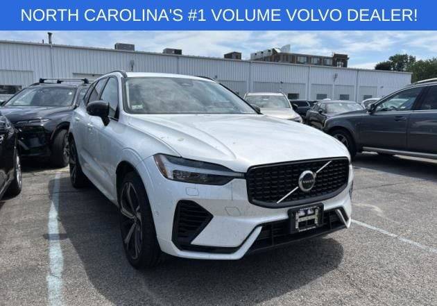 2023 Volvo XC60 Recharge Ultimate Dark Theme AWD photo