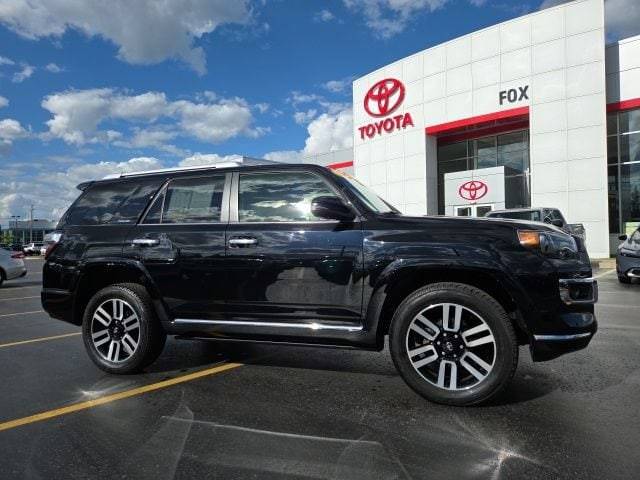 2023 Toyota 4Runner Limited 4WD photo