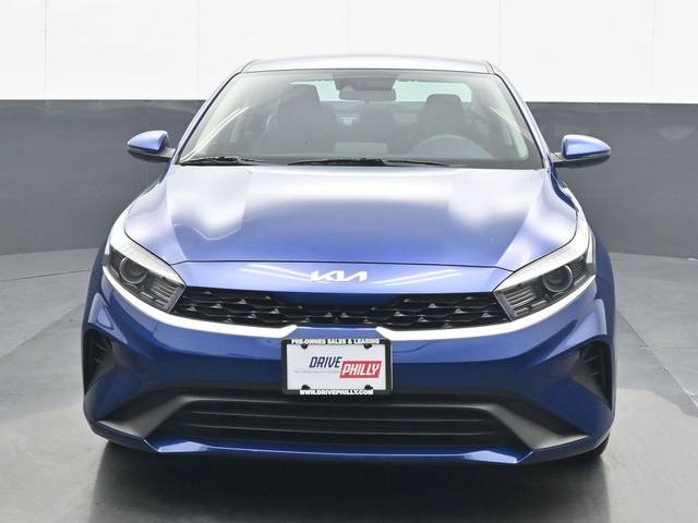 2023 Kia Forte LXS FWD photo