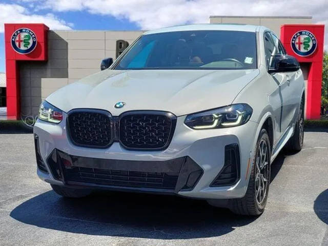 2023 BMW X4 xDrive30i AWD photo