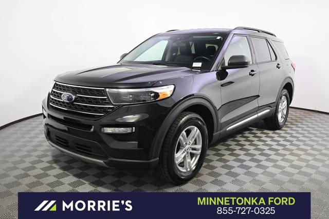2023 Ford Explorer XLT 4WD photo