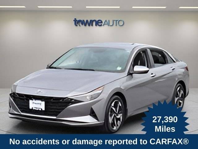 2023 Hyundai Elantra SEL FWD photo