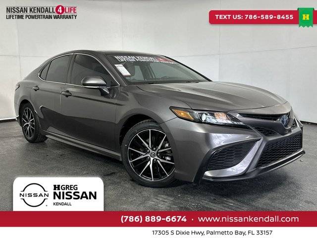 2023 Toyota Camry Hybrid SE FWD photo