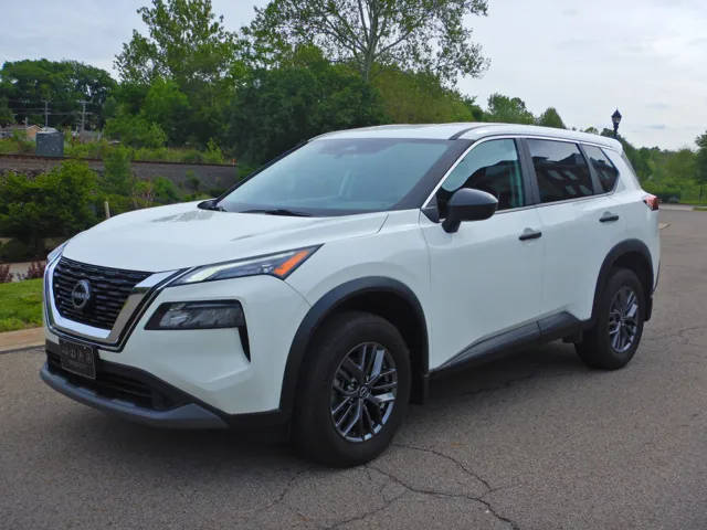 2023 Nissan Rogue S AWD photo
