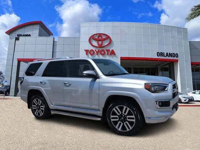 2023 Toyota 4Runner Limited 4WD photo