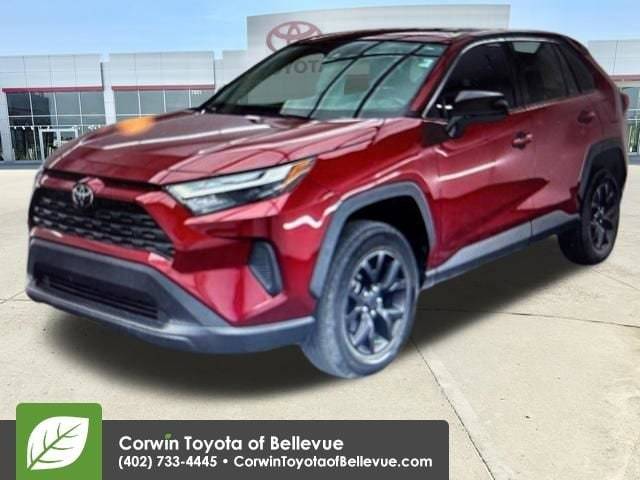 2023 Toyota RAV4 LE AWD photo